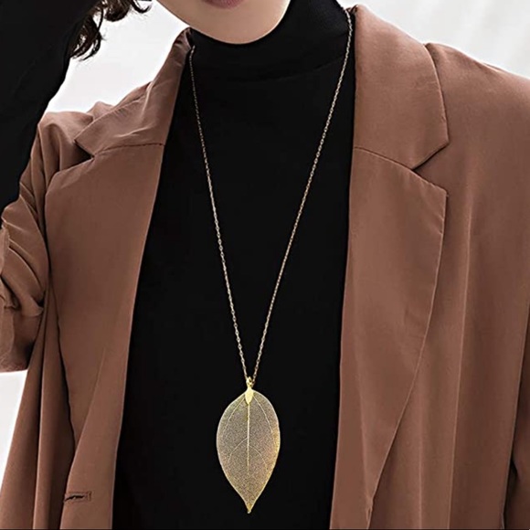 Jewelry - Brand New Metal Leaf Long Sweater Chain Necklace Jewelry - Brand New Metal Leaf Long Sweater Chain Necklace